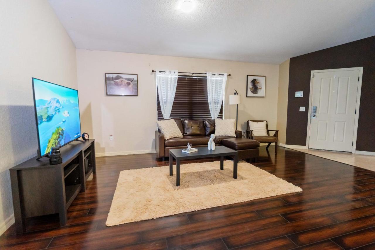 Home In Davenport Cheerful 4-Bedroom With Pool Exterior foto